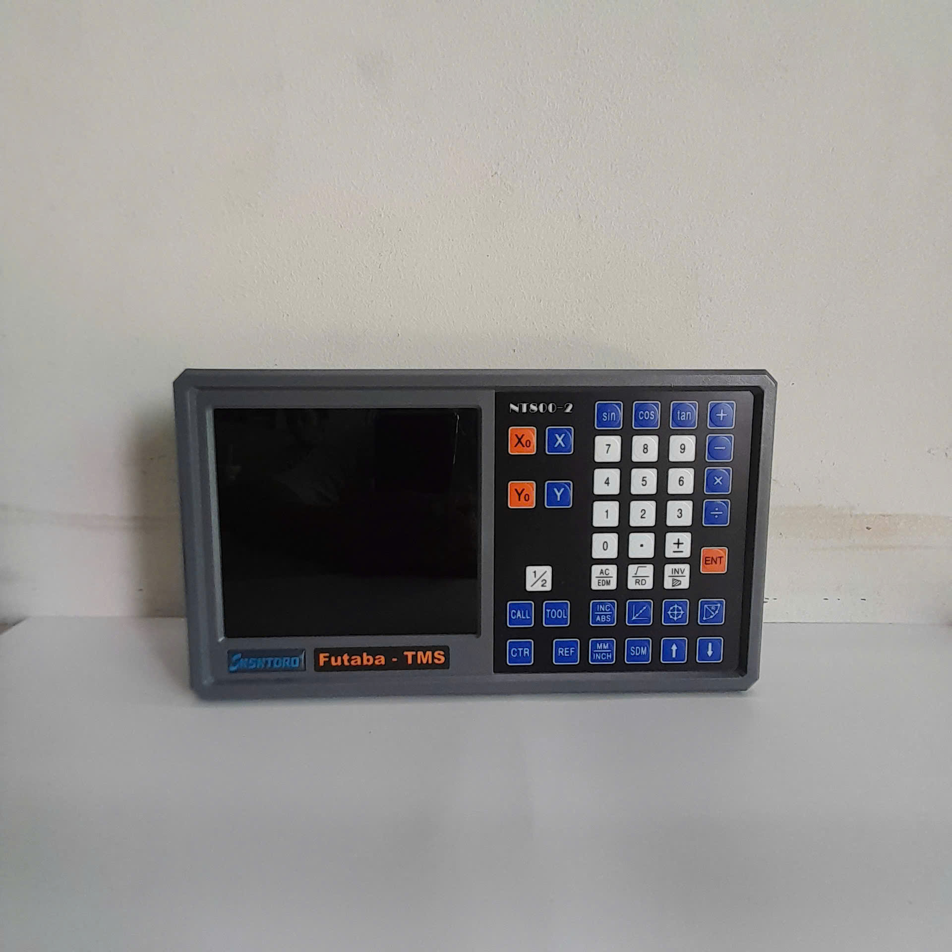 MÀN HÌNH THƯỚC QUANG NT-FUTABA 2 TRỤC